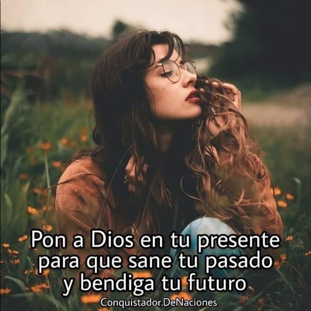 Meet your Posher, Leticia